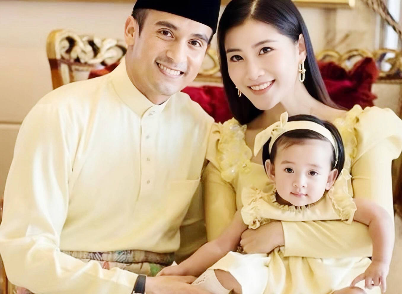 己挣飞机游艇拼30亿包389个衣品出众不朽情缘游戏入口刘德华小姨子怀三胎靠自(图19)